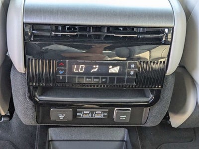 2026 Jeep Grand Wagoneer Base