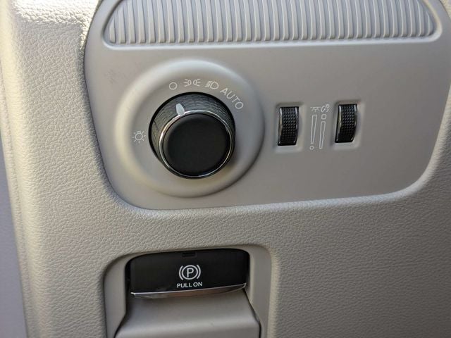 2026 Jeep Grand Wagoneer Base