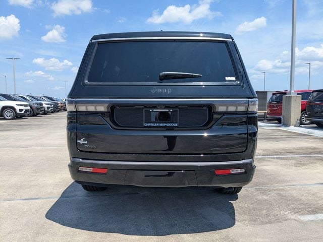 2026 Jeep Grand Wagoneer Base