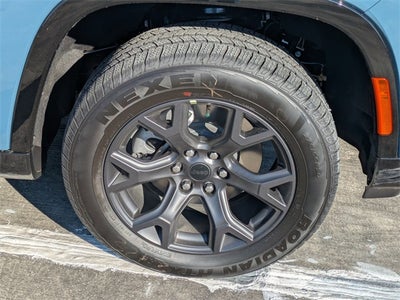 2026 Jeep Grand Wagoneer Base