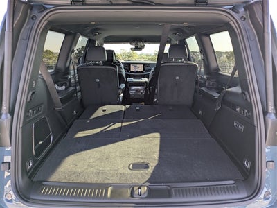 2026 Jeep Grand Wagoneer Base