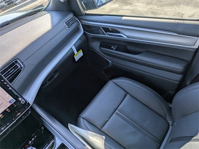 2026 Jeep Grand Wagoneer Base