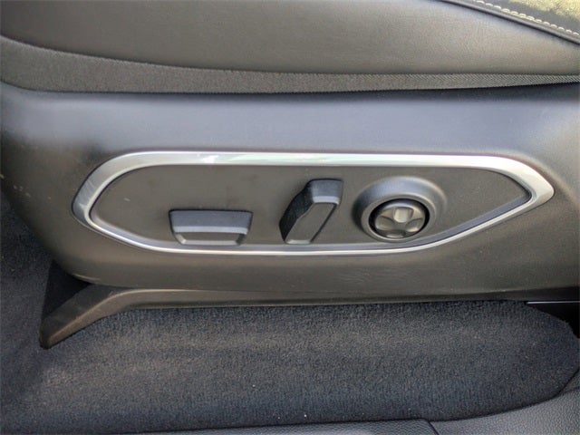 2026 Jeep Grand Wagoneer Base