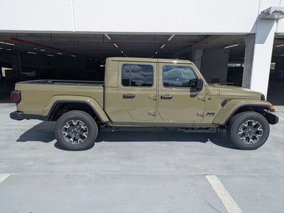 2026 Jeep Gladiator Sahara