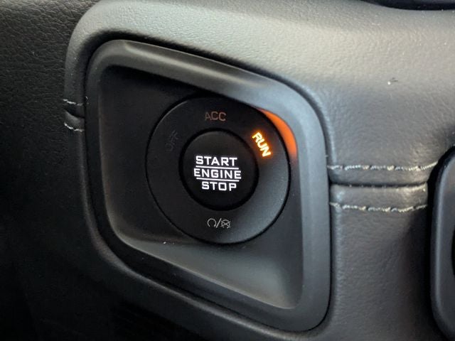 2026 Jeep Gladiator Base