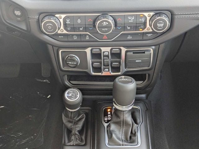 2026 Jeep Gladiator Sahara