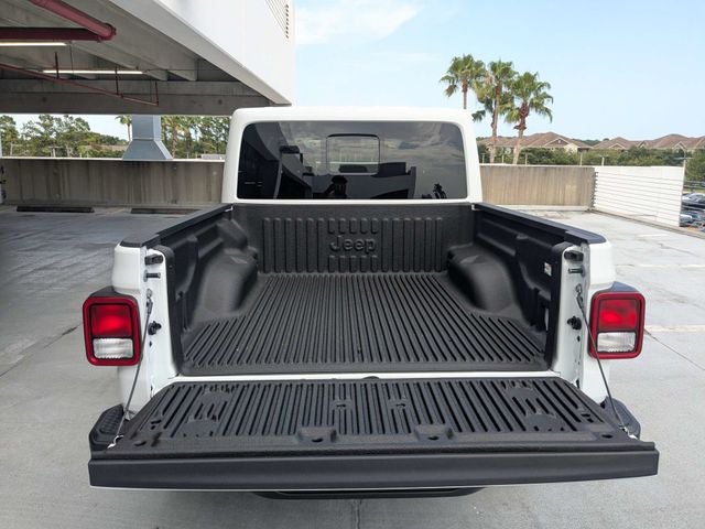 2026 Jeep Gladiator Sahara