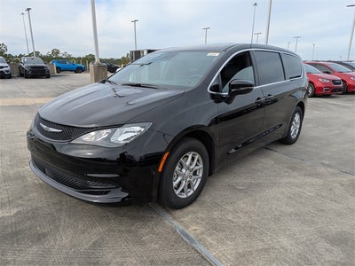 2026 Chrysler Voyager LX