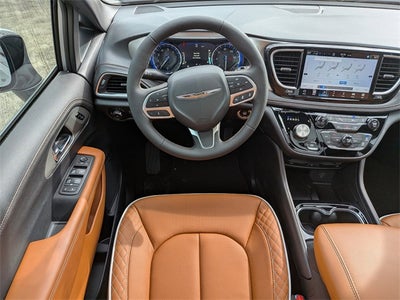 2026 Chrysler Pacifica Pinnacle