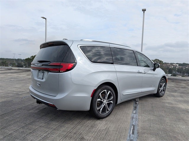 2026 Chrysler Pacifica Pinnacle