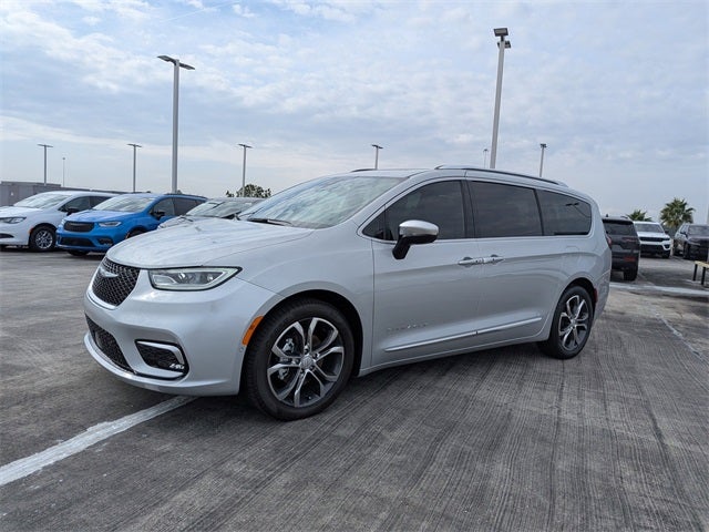 2026 Chrysler Pacifica Pinnacle