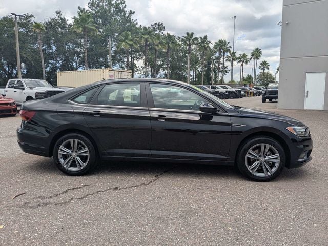 2019 Volkswagen Jetta R-Line
