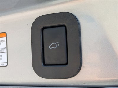 2017 Toyota Sienna SE Premium 8 Passenger