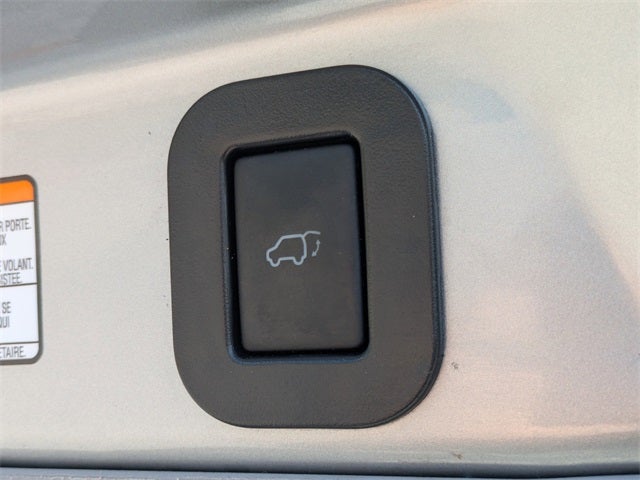 2017 Toyota Sienna SE Premium 8 Passenger