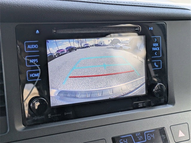 2017 Toyota Sienna SE Premium 8 Passenger