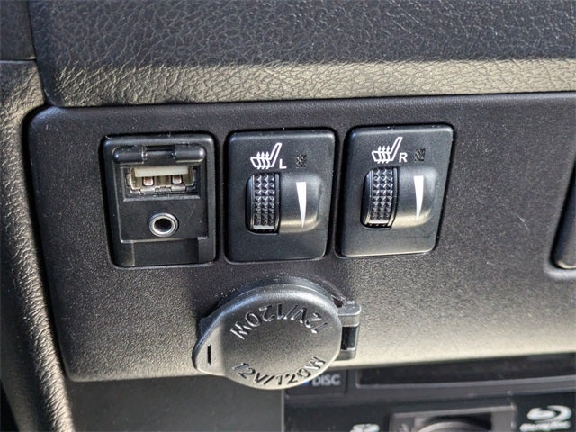 2017 Toyota Sienna SE Premium 8 Passenger