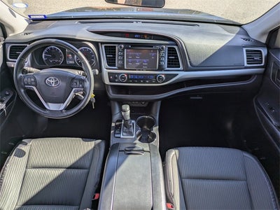 2018 Toyota Highlander Base