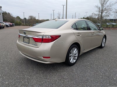 2015 Lexus ES 300h
