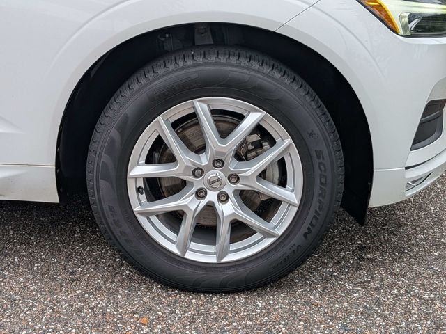 2021 Volvo XC60 T5 Momentum
