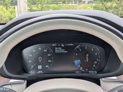 2021 Volvo XC60 T5 Momentum