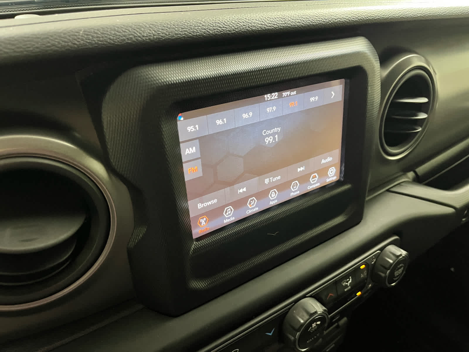 2023 Jeep Wrangler Freedom