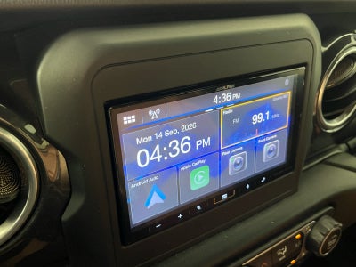 2020 Jeep Wrangler Unlimited Sahara Altitude