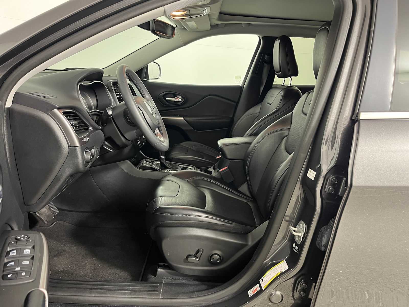 2022 Jeep Cherokee Latitude Lux FWD