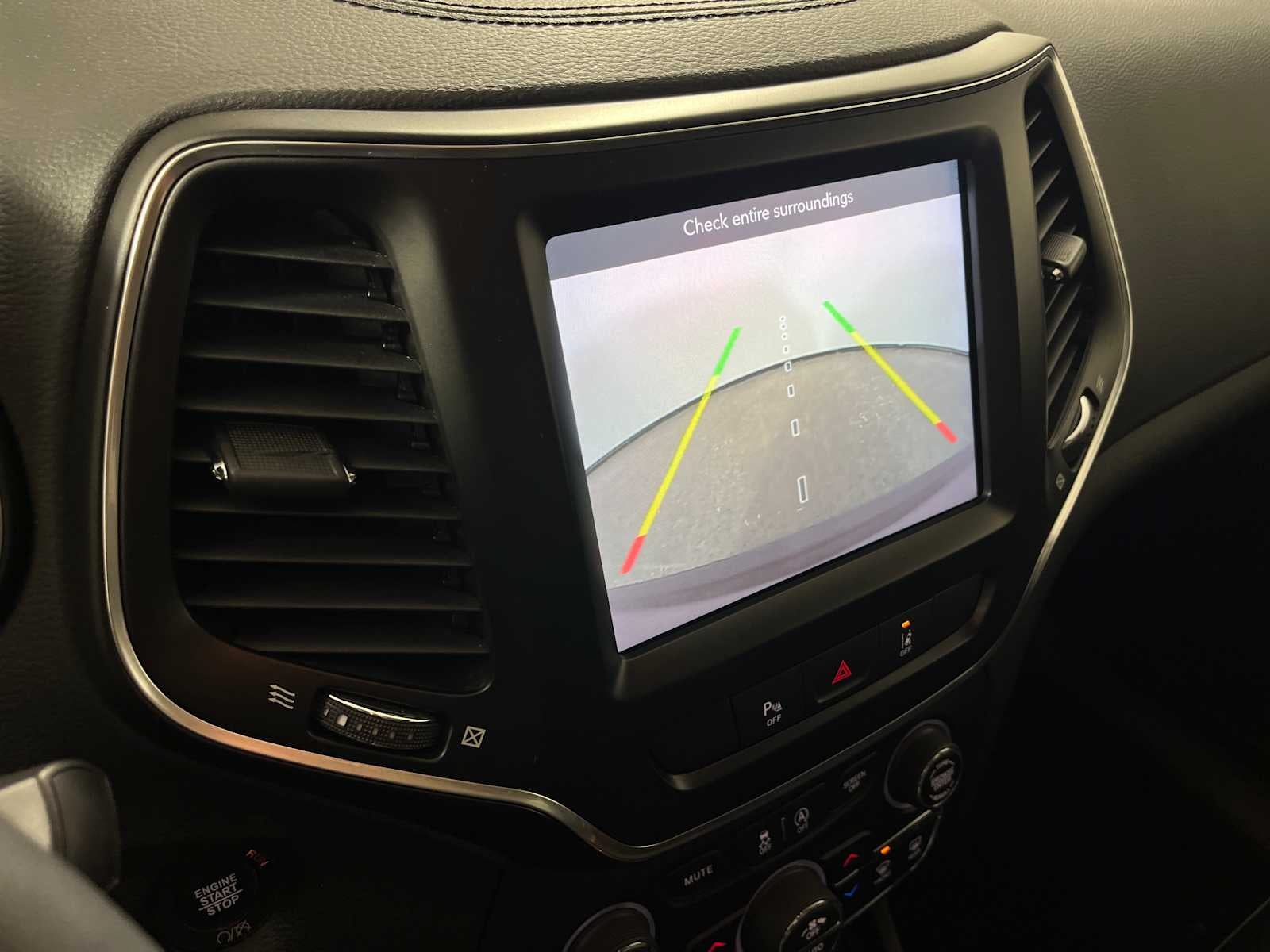 2022 Jeep Cherokee Latitude Lux FWD