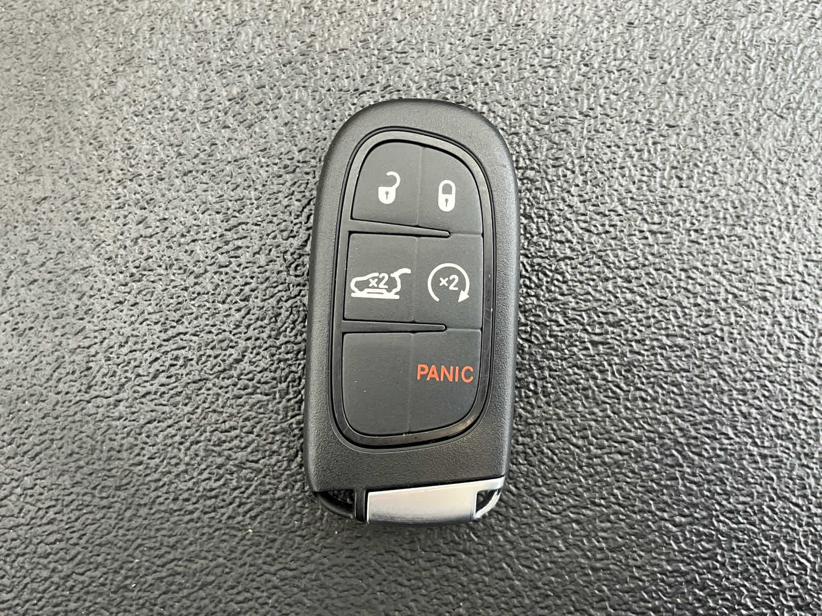 2023 Jeep Cherokee Altitude Lux 4x4