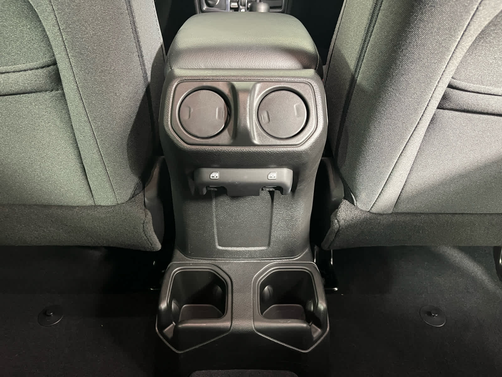 2025 Jeep Wrangler 4-Door Summit 4x4