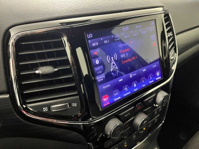 2021 Jeep Grand Cherokee Laredo X 4x2