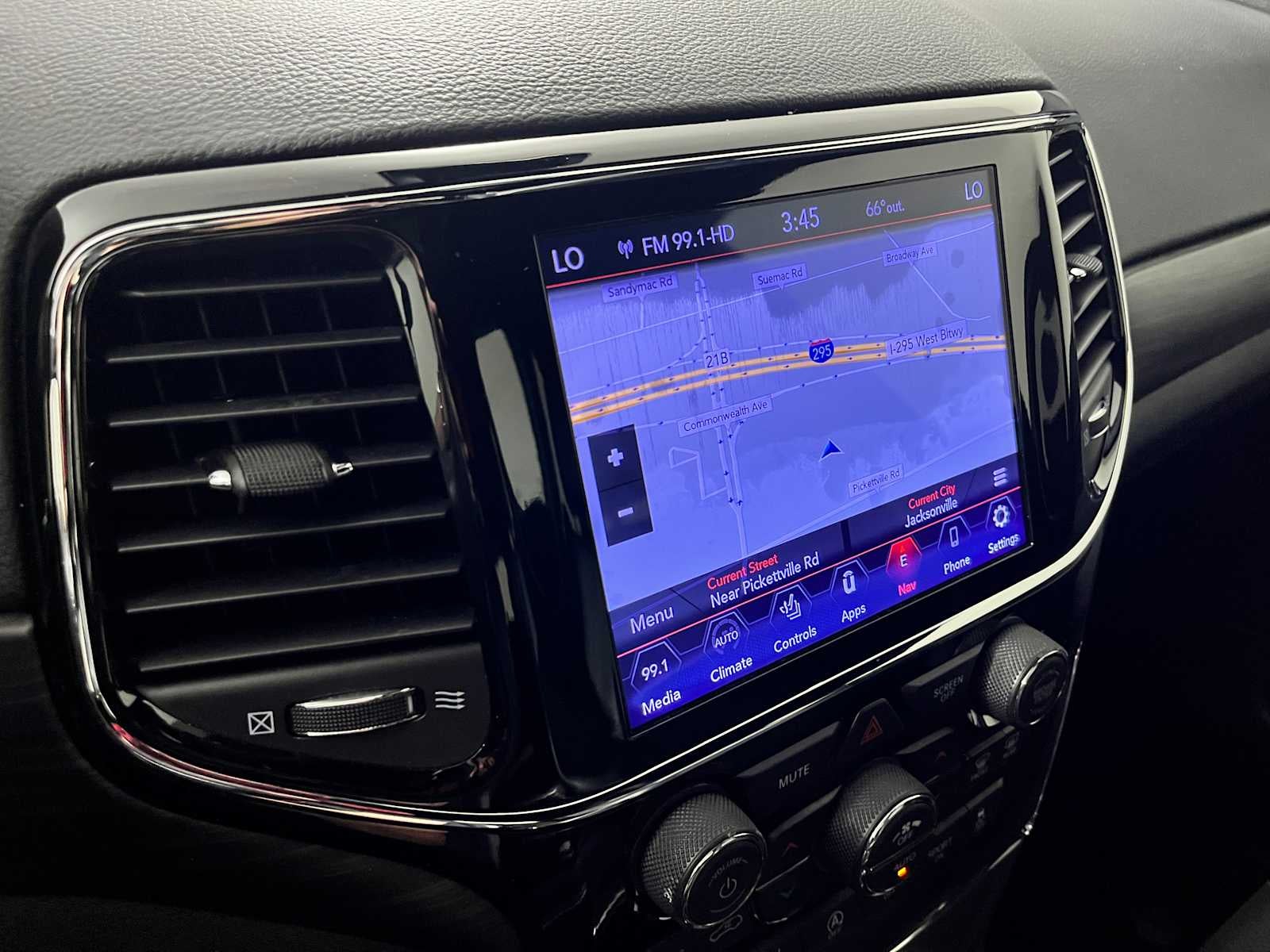 2021 Jeep Grand Cherokee Laredo X 4x2