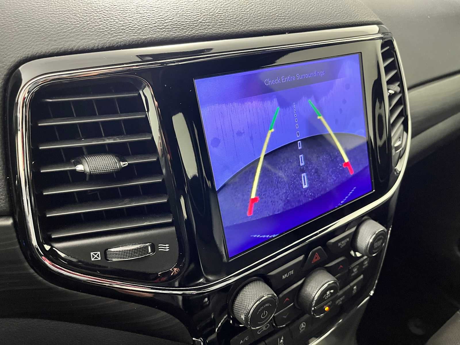 2021 Jeep Grand Cherokee Laredo X 4x2