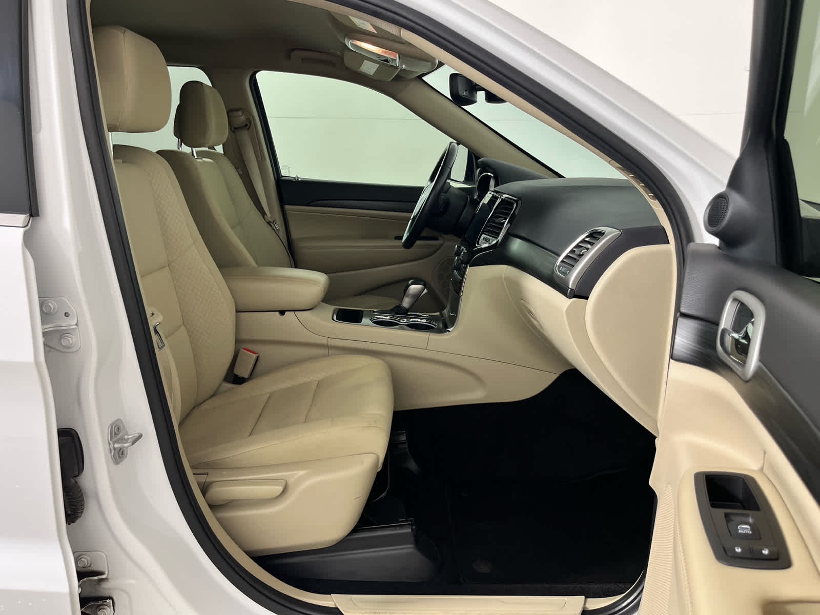 2022 Jeep Grand Cherokee WK Laredo E