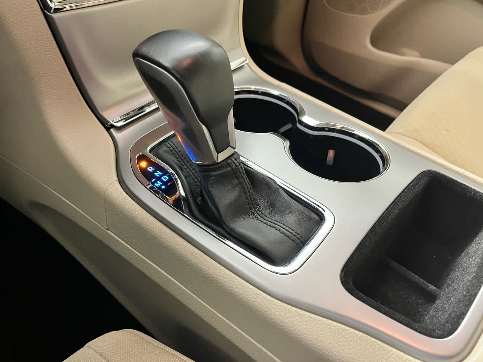 2022 Jeep Grand Cherokee WK Laredo E