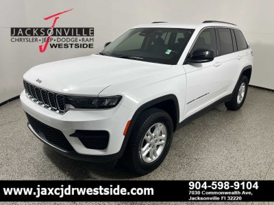 2023 Jeep Grand Cherokee Laredo 4x2