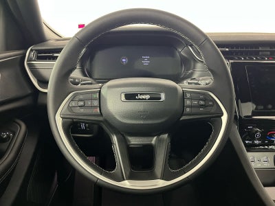 2025 Jeep Grand Cherokee GRAND CHEROKEE LAREDO X 4X2