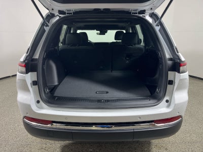 2025 Jeep Grand Cherokee GRAND CHEROKEE LAREDO X 4X2