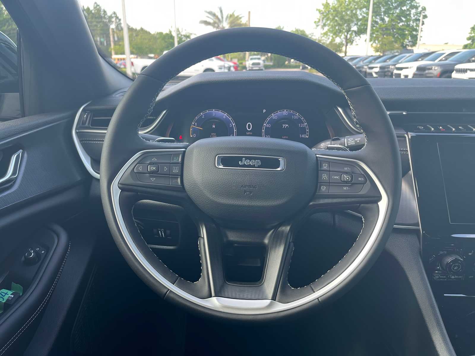 2025 Jeep Grand Cherokee GRAND CHEROKEE ALTITUDE X 4X2