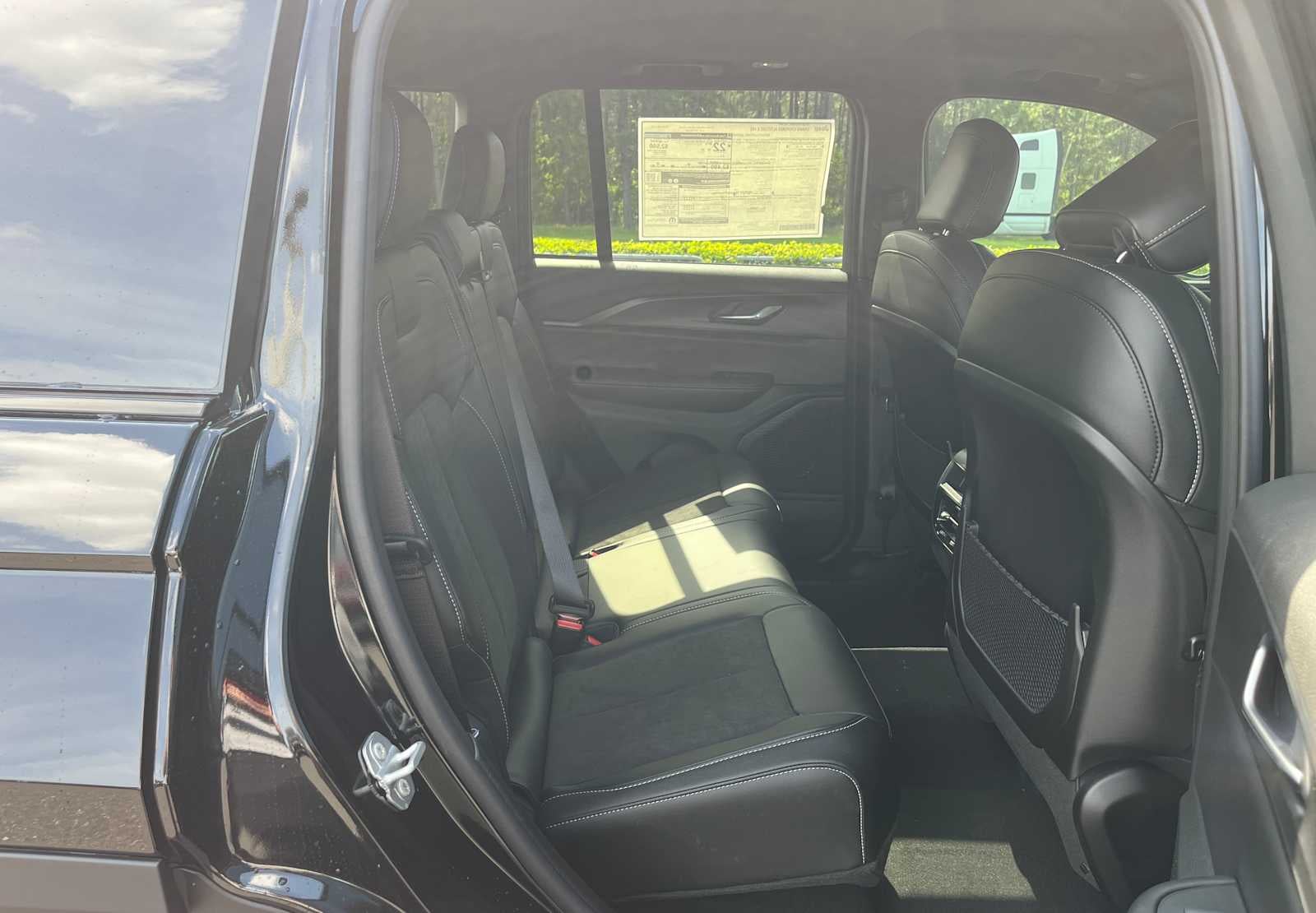 2025 Jeep Grand Cherokee GRAND CHEROKEE ALTITUDE X 4X2