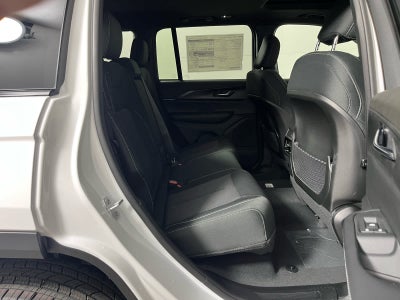 2025 Jeep Grand Cherokee GRAND CHEROKEE LAREDO X 4X2