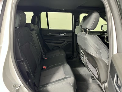 2026 Jeep Grand Cherokee Laredo X