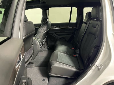 2026 Jeep Grand Cherokee GRAND CHEROKEE LAREDO ALTITUDE 4X2