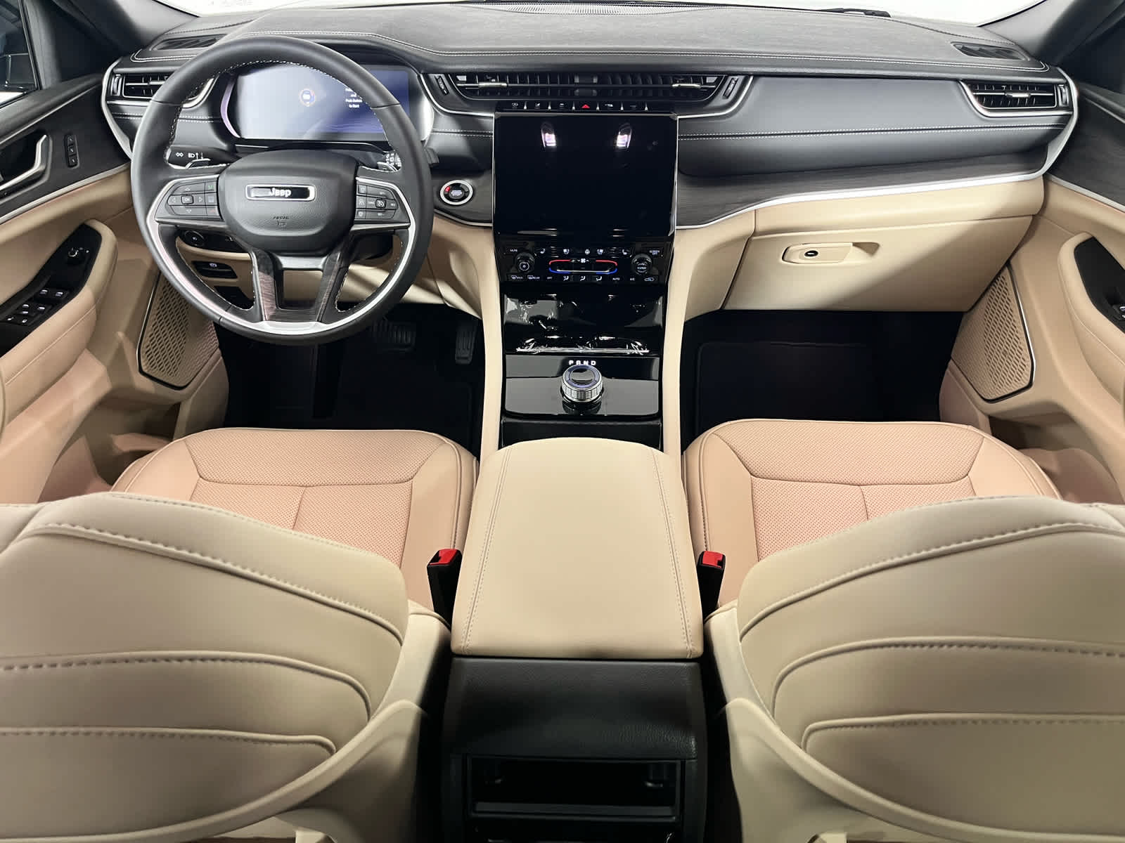 2025 Jeep Grand Cherokee Limited 4x2