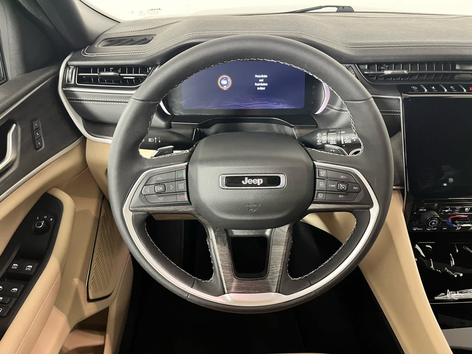 2025 Jeep Grand Cherokee Limited 4x2