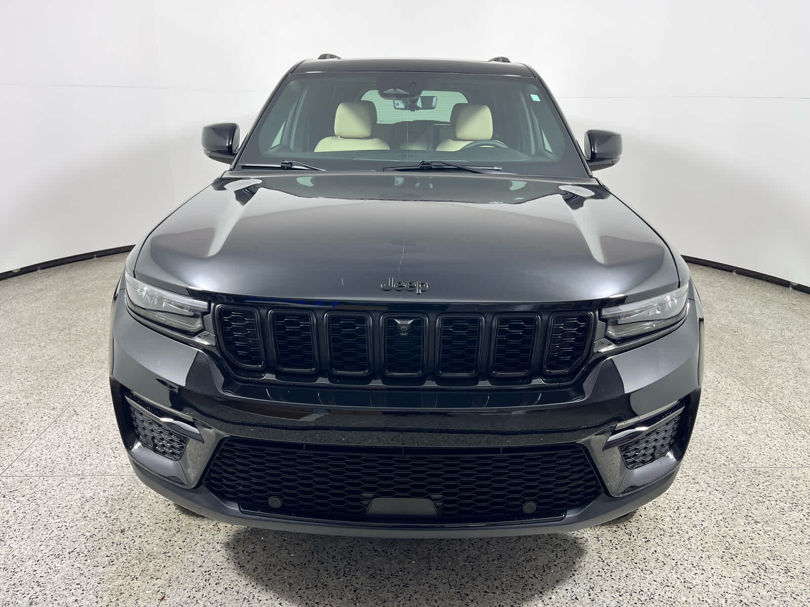 2025 Jeep Grand Cherokee Limited 4x2