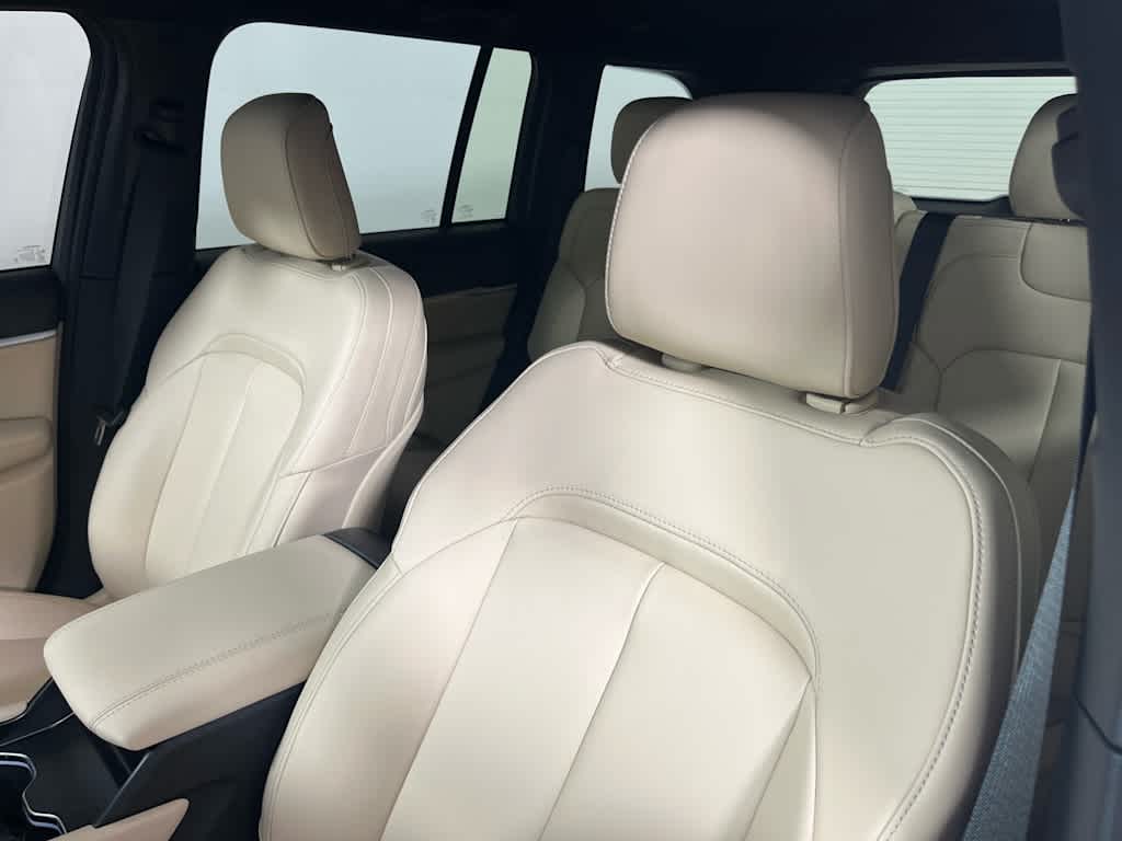 2025 Jeep Grand Cherokee GRAND CHEROKEE LIMITED 4X2