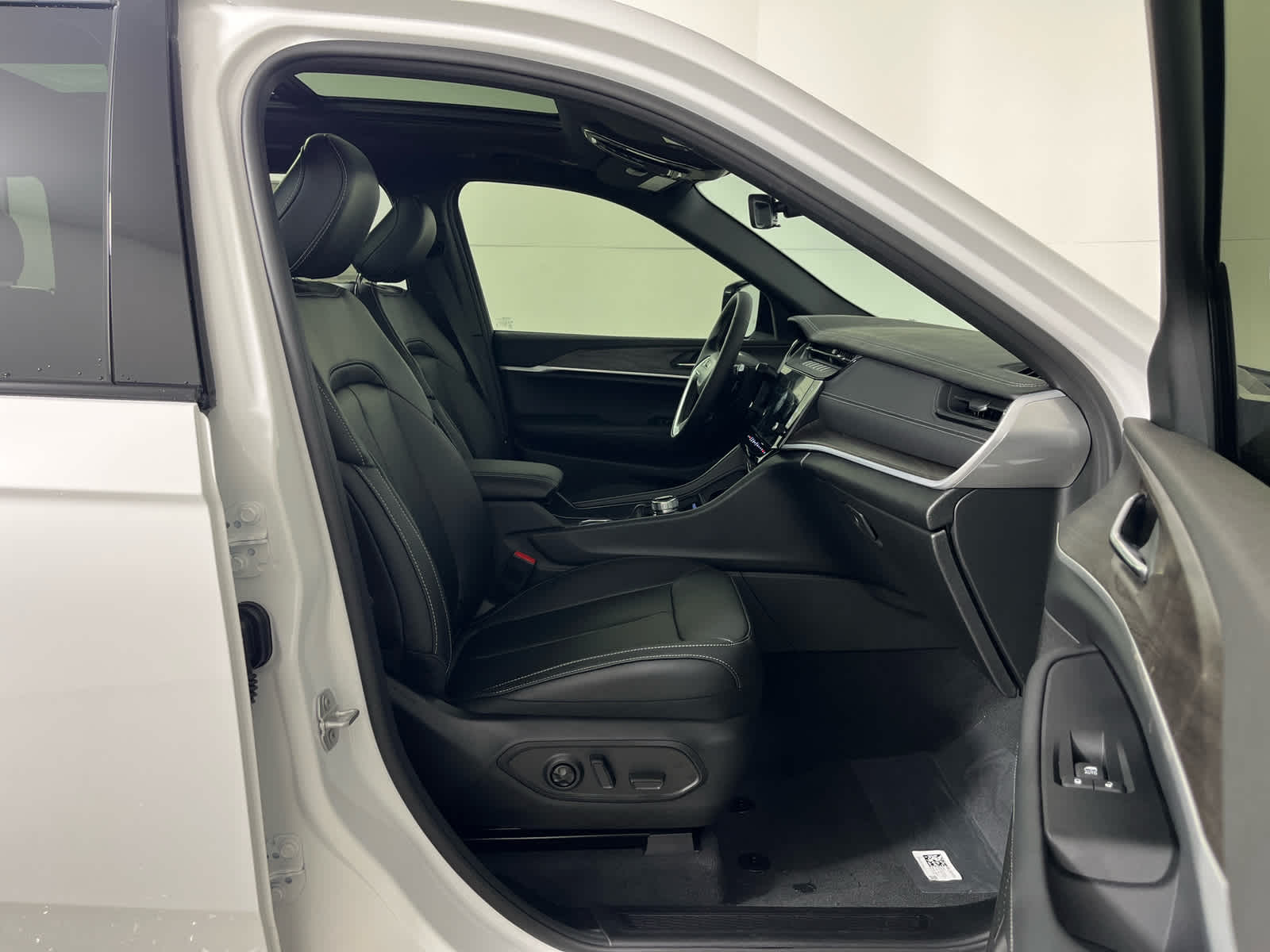 2026 Jeep Grand Cherokee GRAND CHEROKEE LIMITED 4X2