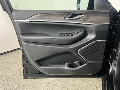 2026 Jeep Grand Cherokee GRAND CHEROKEE LIMITED 4X2