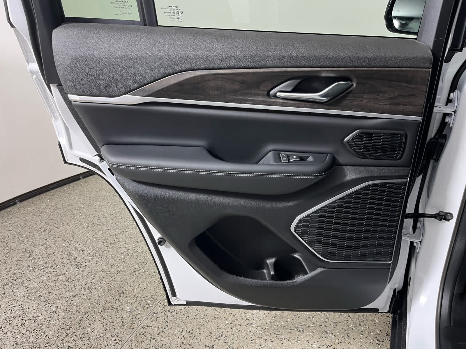 2026 Jeep Grand Cherokee GRAND CHEROKEE LIMITED 4X2